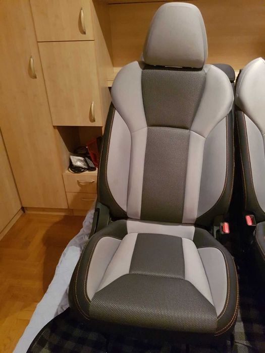 Автомобилен салон за Субару XV