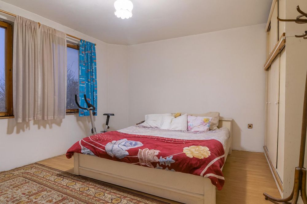 Многостаен апартамент под наем в Център