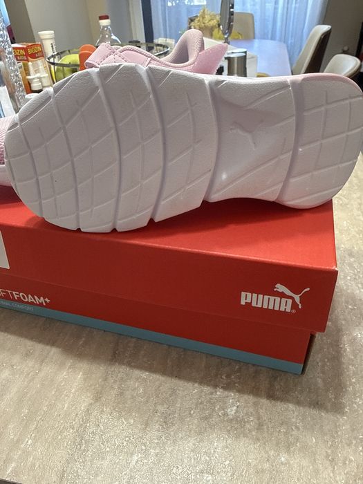 Чисто нови детски маратонки Puma Softfoam 31