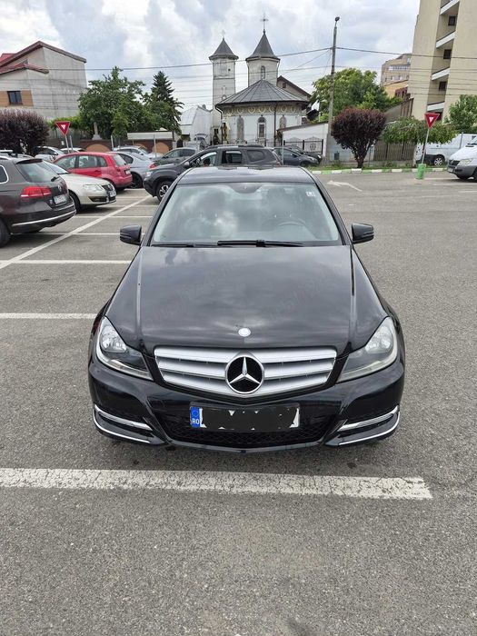 MERCEDES-BENZ C-Class 2013