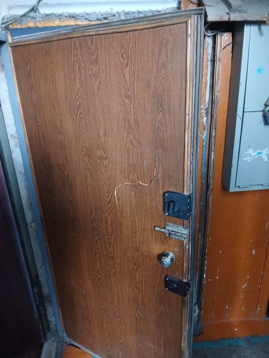 Дверь железная бу