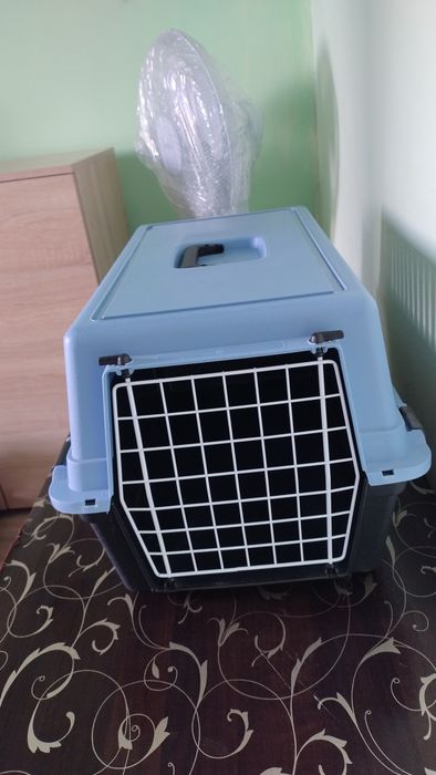 Транспортна кутия за котка