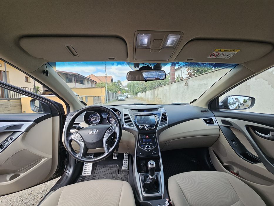 HYUNDAI ELANTRA 2015 1.6 benzina aspirat 132 CP distributie lant
