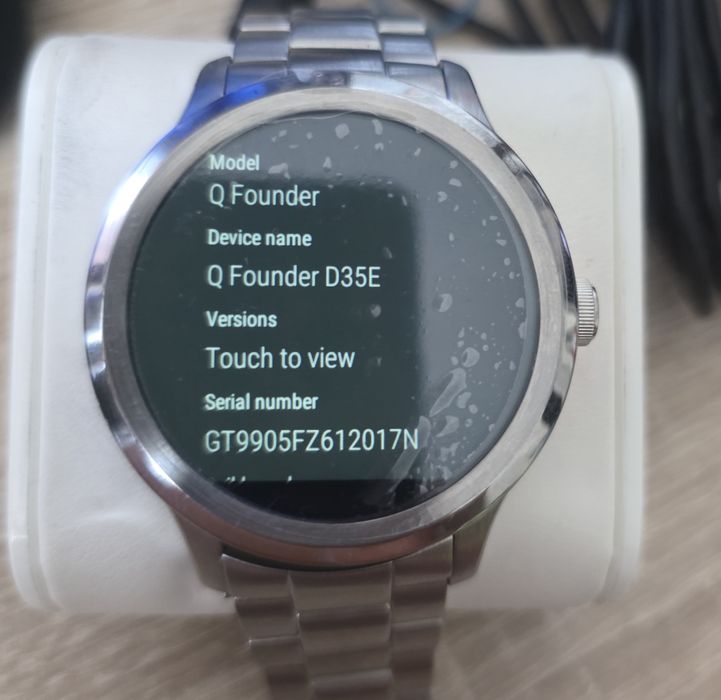Ceas smart Fossil Q Founder D35E nou