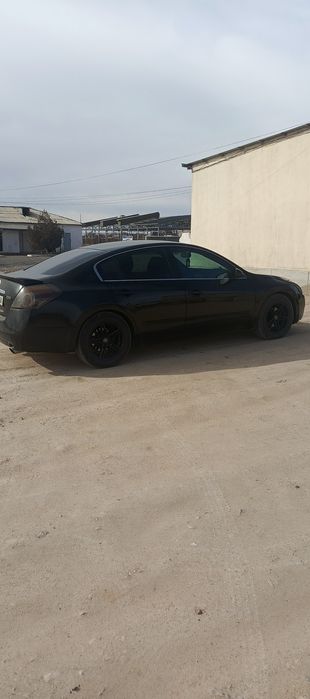 Ниссан алтима 2009