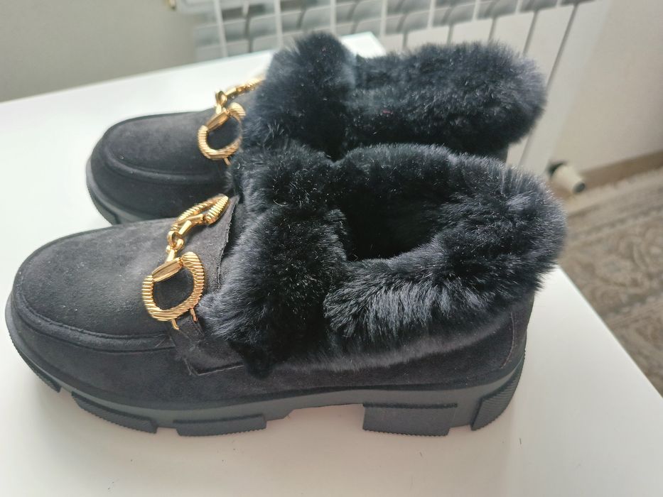 Продам женскую обувь, босоножки, туфли