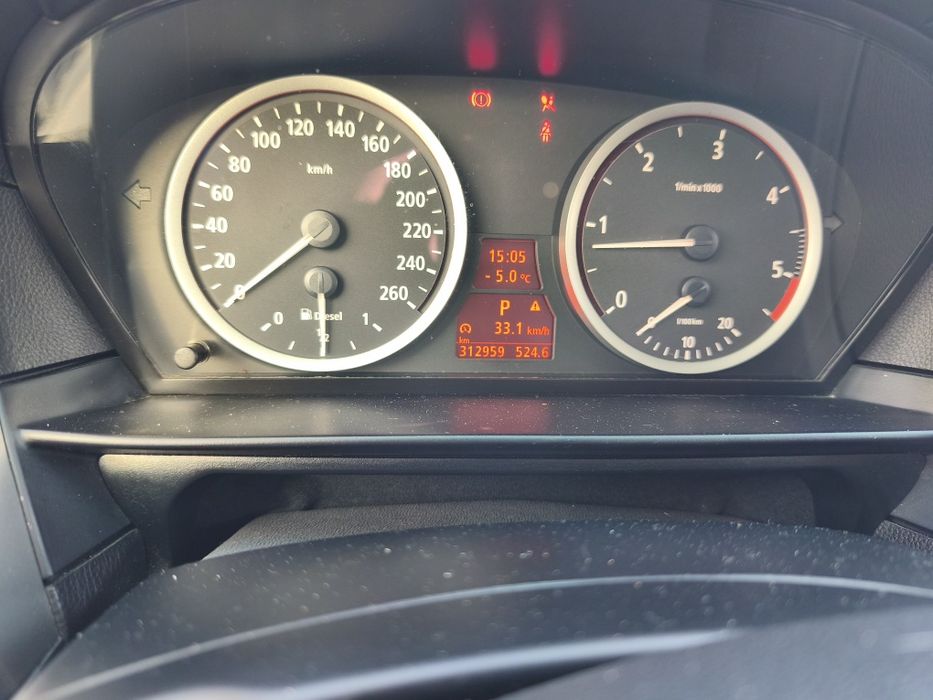 Vand Bmw e 60   an fabricație 2006 automat