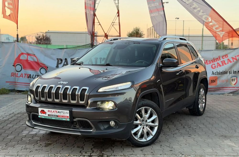 Jeep Cherokee 2016 diesel, 11.900 € — imagine 1