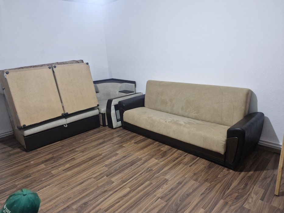 Продаю диваны 2 штук