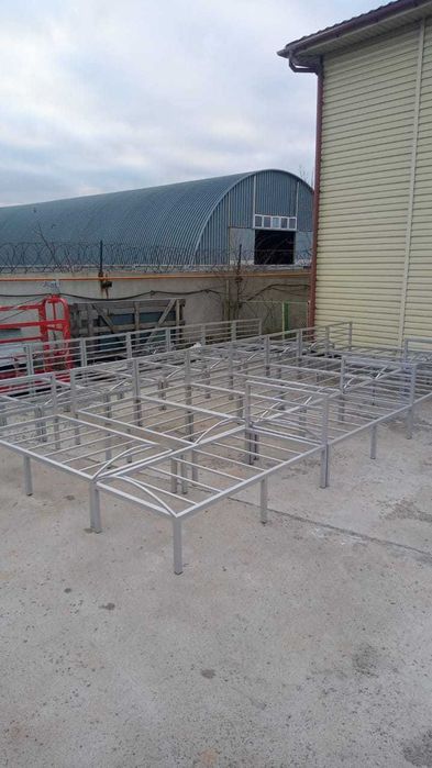 кровать металлическая