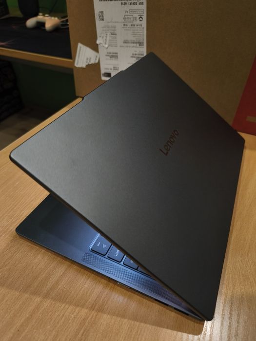 Лаптоп 2026 Lenovo IdeaPad Slim 5 14AGP11 - 3г гаранция, Ryzen AI 7 450, 32GB DDR5, 2.8k 120HZ OLED, 1TB SSD