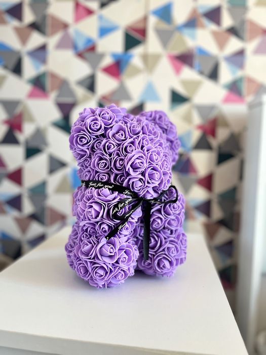 Синьо/лилаво мече от рози