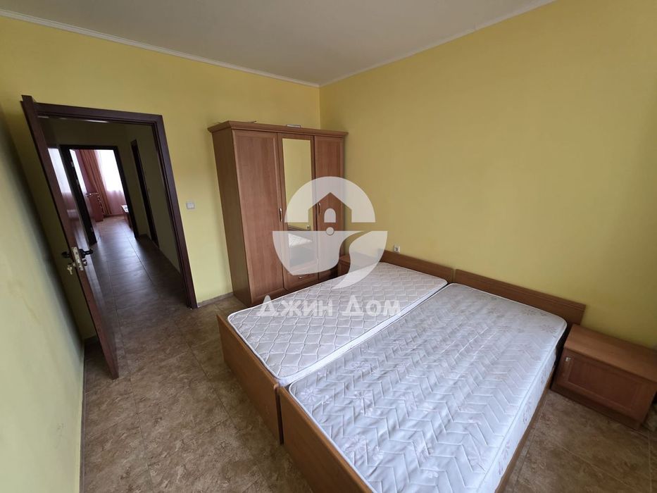 Тристаен апартамент в к-с „Аполон 3“, с. Равда