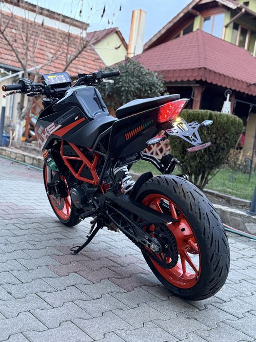 Ktm duke 125 2022  Inmatriculat Limited 7200km