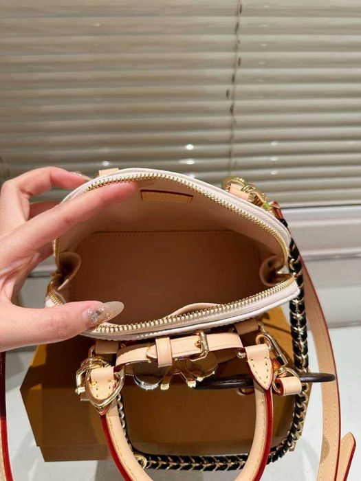 Geanta de mana dama Louis Vuitton 602-05