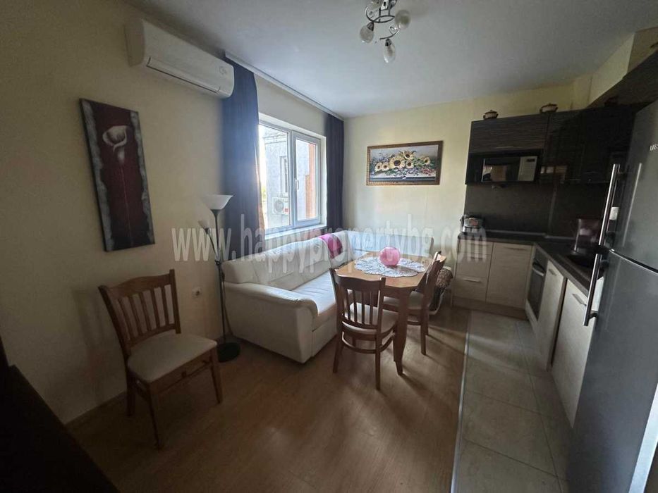 Продава се Двустаен апартамент в к.к. Слънчев бряг - 55 кв.м за 1144 €/кв.м - Снимка #3