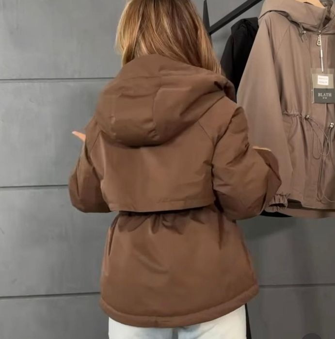 Продам Куртка весна