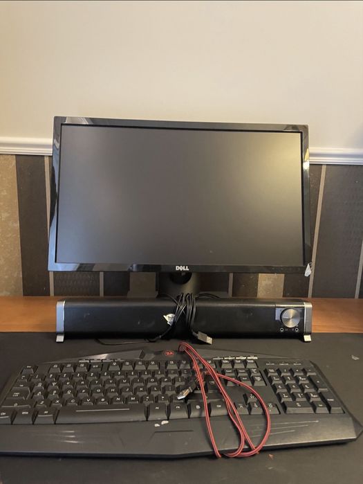 Vand Pc Gaming  + bonus periferice si monitor