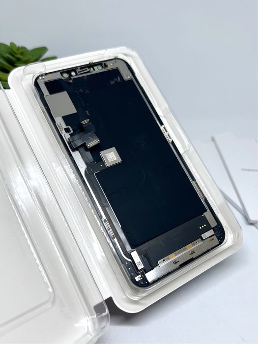 ОРИГИНАЛЕН дисплей за iPhone 11 Pro MAX, свален от телефон, ПЕРФЕКТЕН!