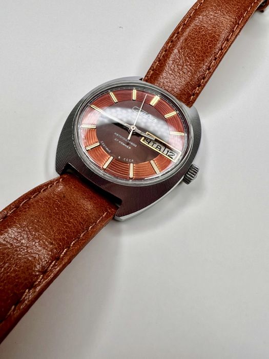 Часы Слава «Грампластика»