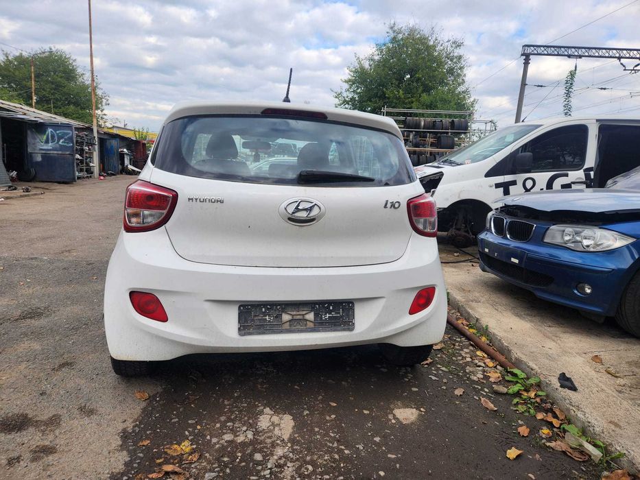 Dezmembrez Hyundai i10 1.0 benzina an 2014 cod motor G3LA