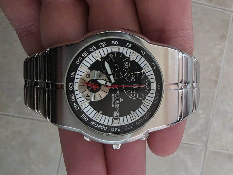 Часовник Jacques Lemans