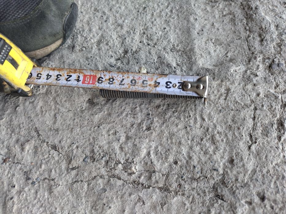 шпильки кованые  шпильки