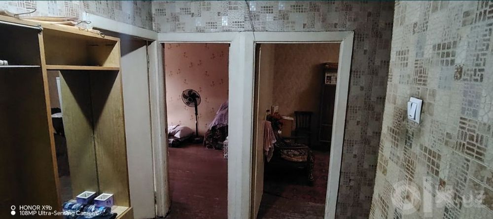 Квартира продаётся Чиланзар 23 квартал 3/1/5 балкон 2*6 ор. Паспортный
