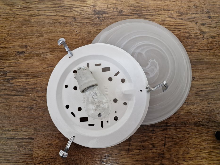 Плафон,  лампи за таван