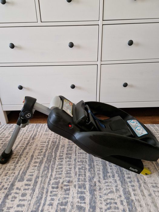 Vând sistem Isofix pentru scaun auto