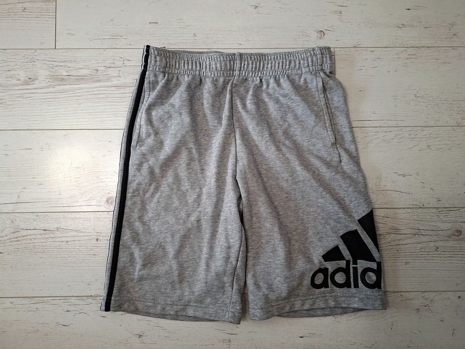 Adidas-Ориг. Къси панталони
