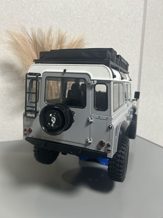 Радиоуправляемая модель мксштаба 1/10