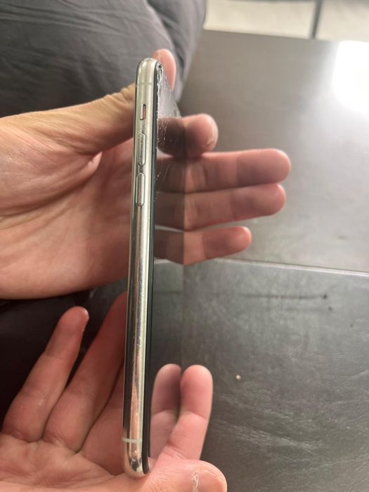 Продам айфон 11прошку