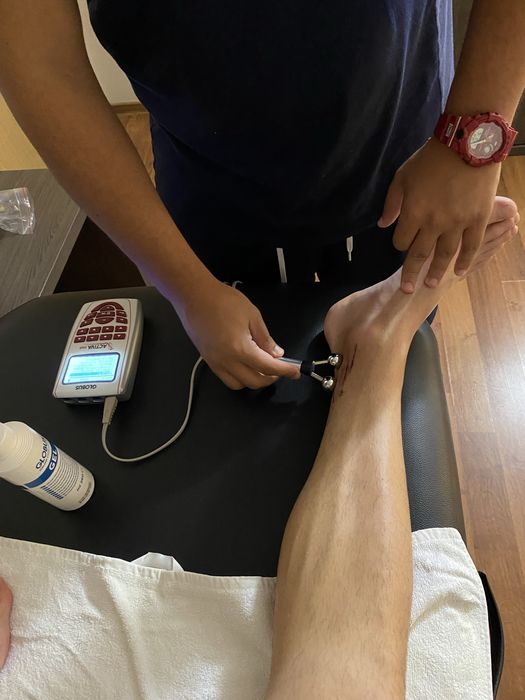 Kinetoterapie, Masaj, Chiropractică și Acupunctură (Dryneedling)