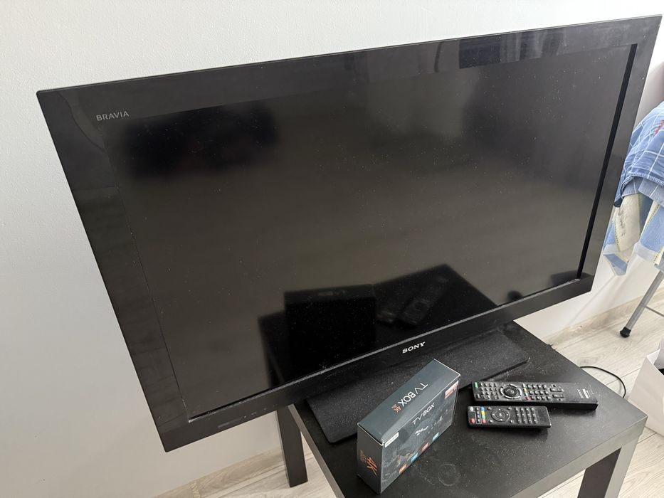 Телевизор Sony.