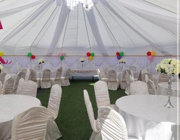 Прокат Столы со стульями с посудой