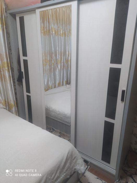 Spalni mebel sotiladi