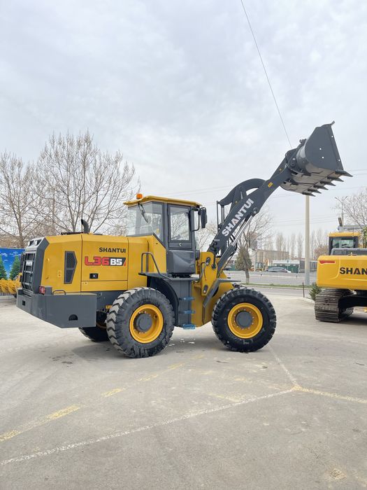 Продается Фронтальный погрузчик