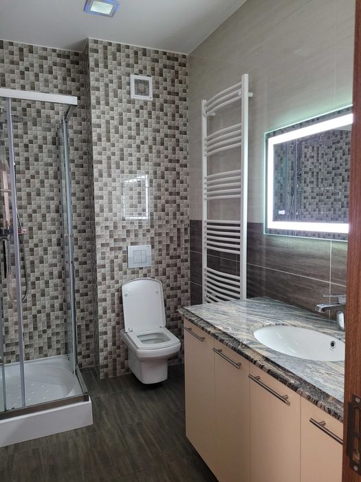 Apartamen 3 camere de inchiriat Isaran, Tractorul