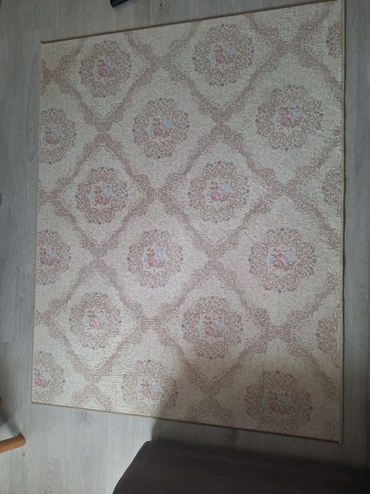 Килими три размера