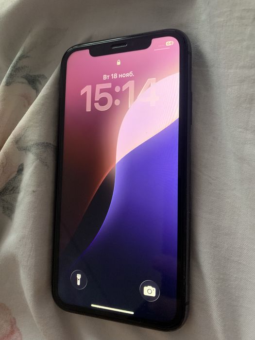 Продам iphone 11 64gb