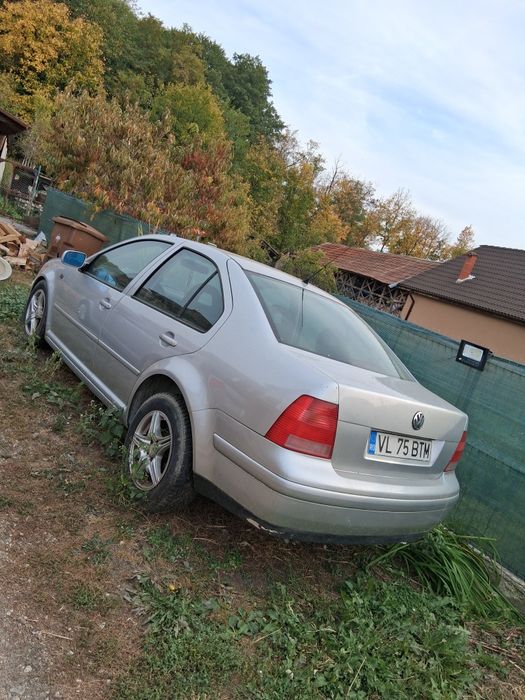 Volkswagen Bora benzină, 805 € — imagine 2