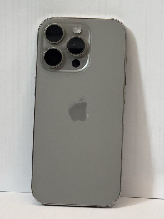 apple iphone 16 pro 256gb с гаранция