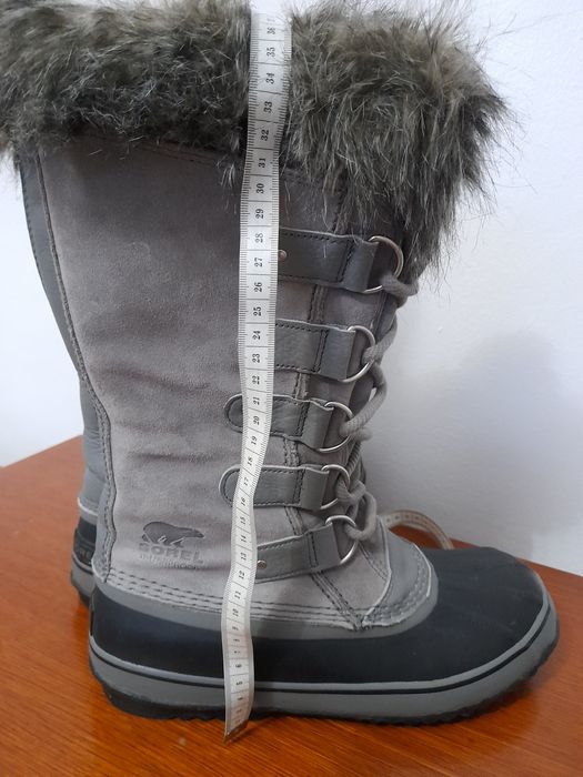 Vînd cizme de zăpadă unisex Sorel  Waterproof