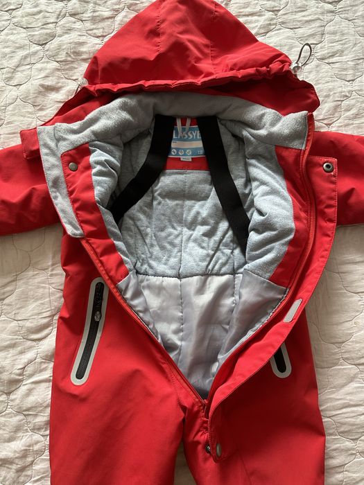 Продам демисезонный комбинезон