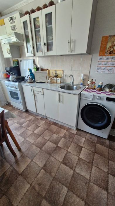 Продам 2комн квартиру.