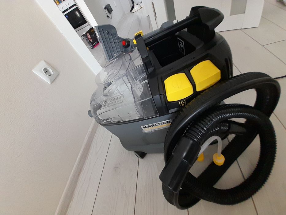 Продам karcher puzzi 8/1c