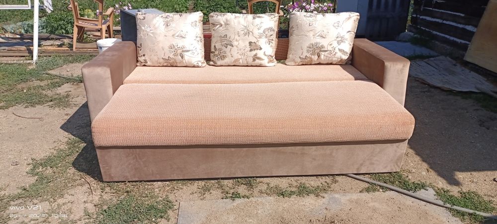 Продам диван размером 230*90