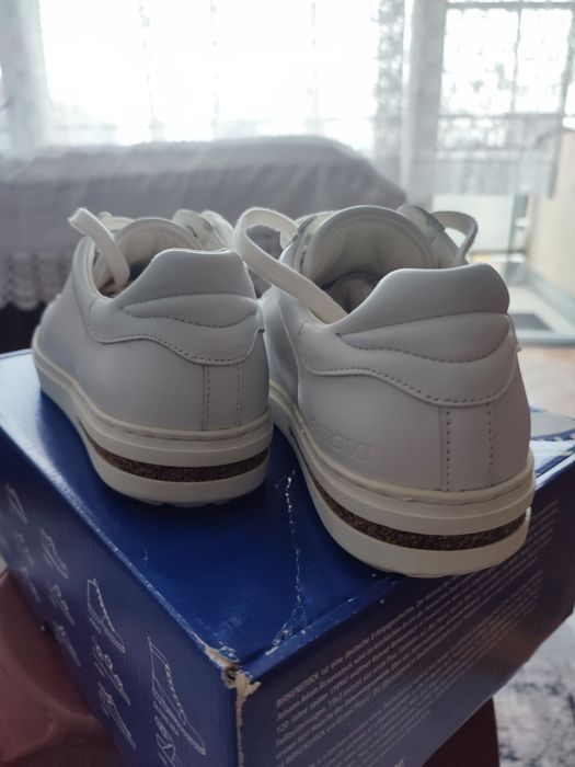 Бели маратонки естествена кожа на Birkenstock 36 номер