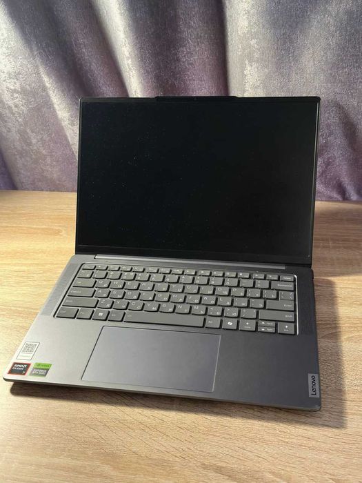Ноутбук Lenovo Yoga Pro 7 14AHP9 / RTX 3050 6GB / Ryzen 7 8845HS